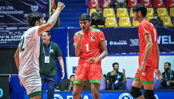 Pakistani players celebrate after defeating India during the semifinal of the Asian Under-16 Volleyball Championship in Nakhon Pathom, Thailand. — Reporter